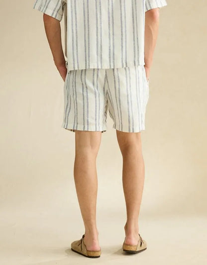 AE 7" Lived-In Pull-On Short