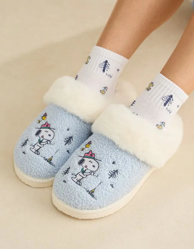 AE Camp Snoopy Scuff Slipper