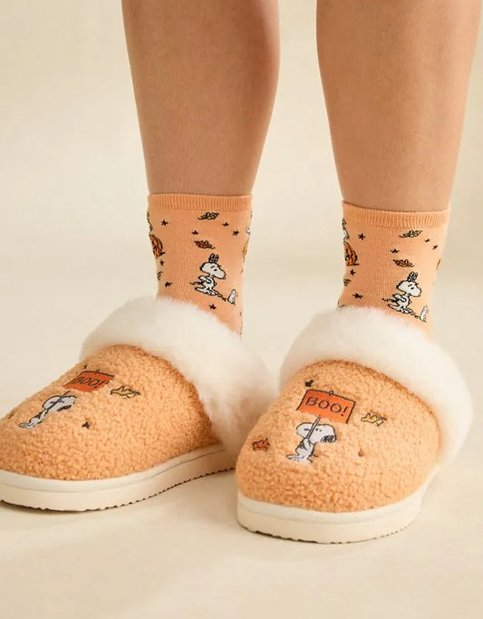 AE Snoopy Boo! Scuff Slipper