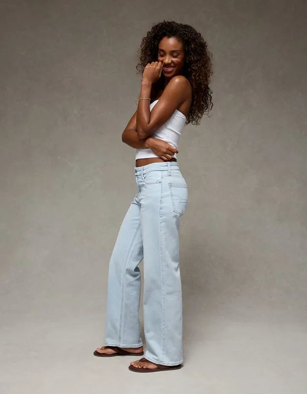AE Curvy High-Waisted Stovepipe Jean