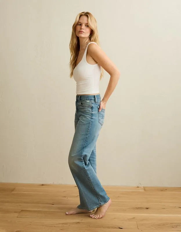 AE Curvy High-Waisted Stovepipe Jean