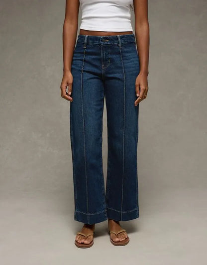 AE Curvy High-Waisted Stovepipe Jean