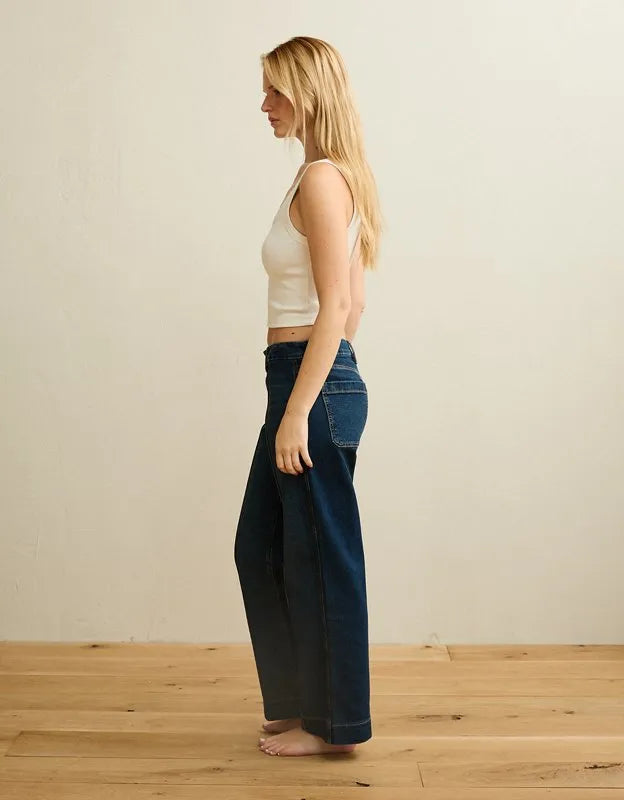 AE Curvy High-Waisted Stovepipe Jean