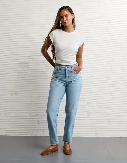 AE Curvy Mom Jean