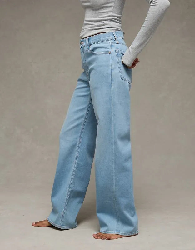 AE High-Waisted Stovepipe Jean