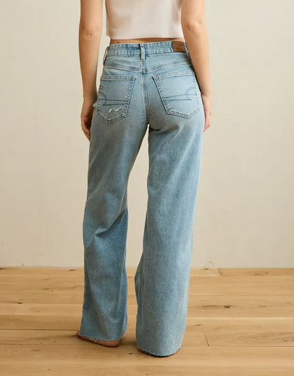 AE Curvy Super High-Waisted Baggy Jean