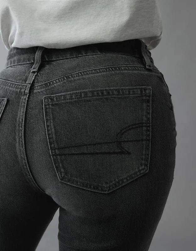 AE Curvy Straight Jean
