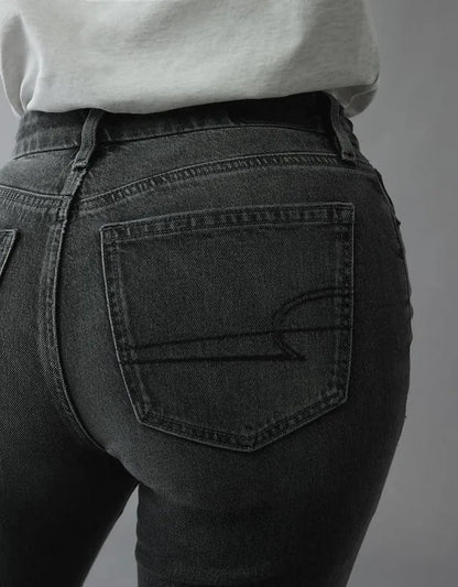 AE Curvy Straight Jean