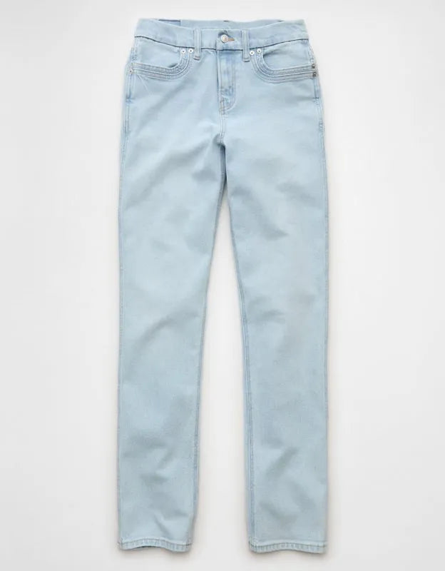 AE Curvy Straight Jean