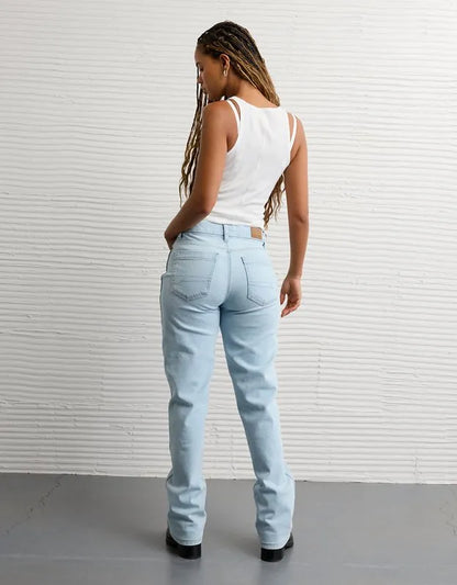 AE Curvy Straight Jean