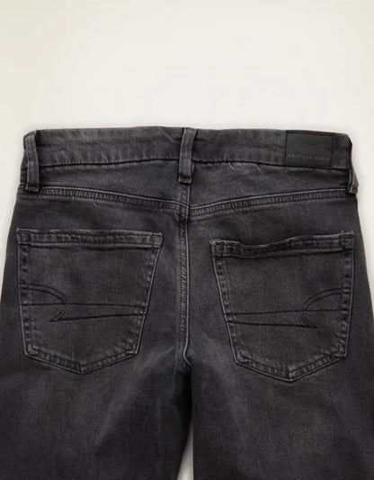 AE Curvy High-Waisted Straight Jean