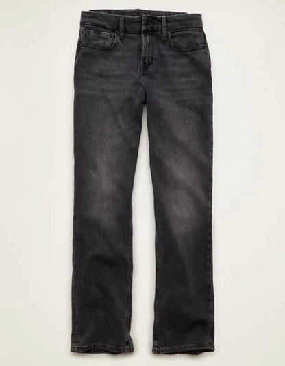AE Curvy High-Waisted Straight Jean