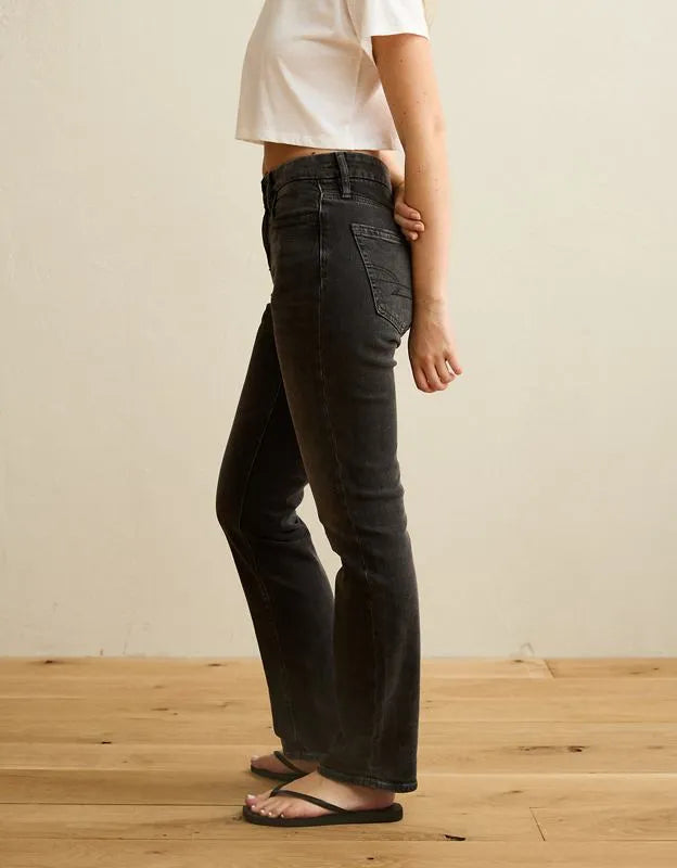 AE Curvy High-Waisted Straight Jean