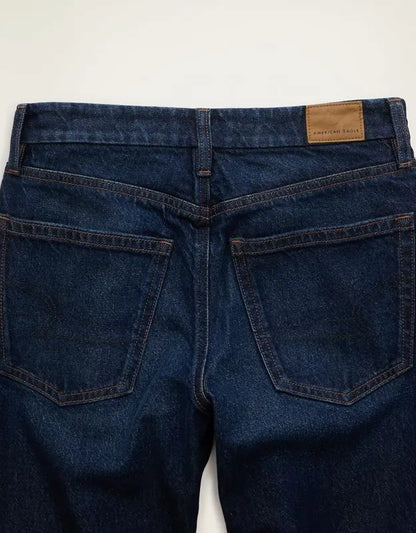 AE Curvy High-Waisted Straight Jean