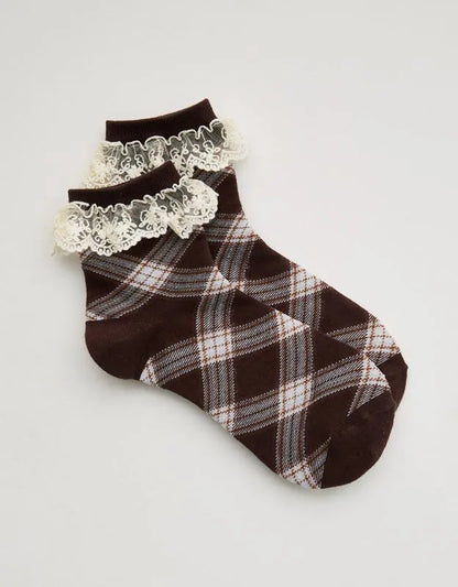 Aerie Delicate Lace Trim Quarter Socks