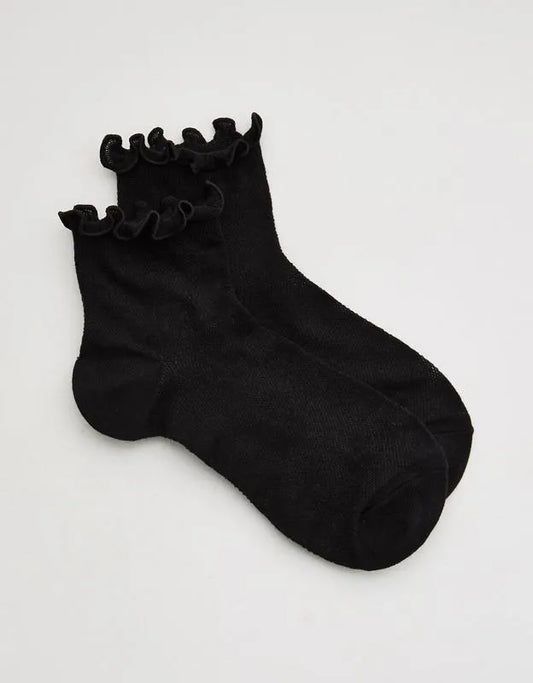 Aerie Lace Lettuce Edge Quarter Socks