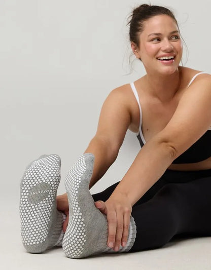 OFFLINE By Aerie x LUCKY HONEY Chunky Crew Grip Socks