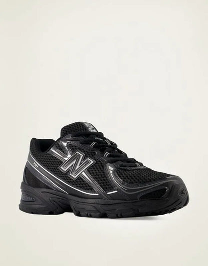 New Balance Men's 9060 Sneaker