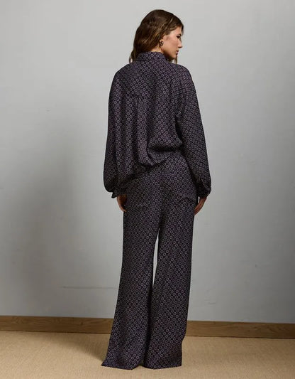 AE77 Easy Pant