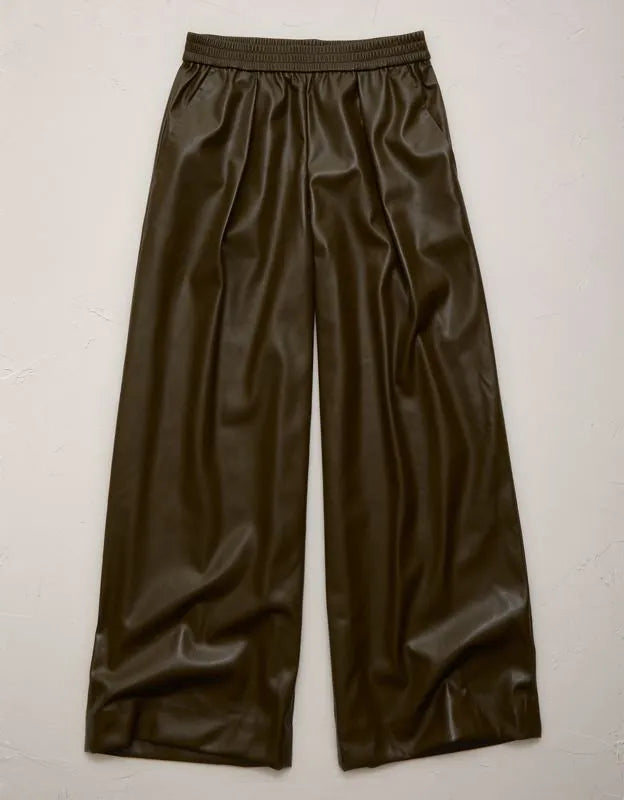 AE77 Vegan Leather Pull On Pant