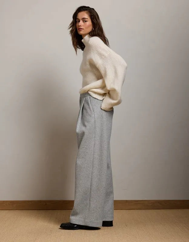 AE77 Cozy Trouser