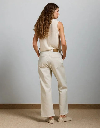 AE77 Premium Bootcut Crop Jean