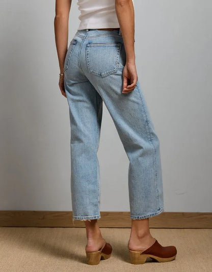 AE77 Premium Bootcut Crop Jean