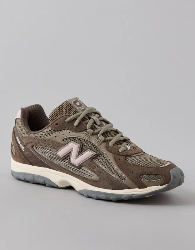 New Balance 204L Sneaker