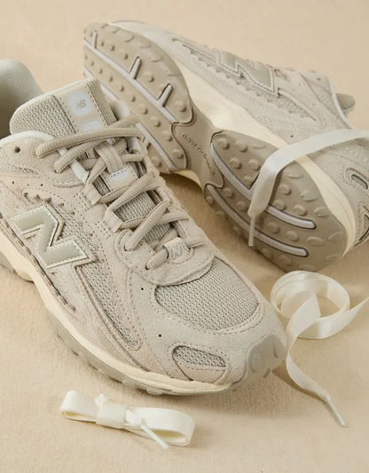 New Balance 204L Sneaker