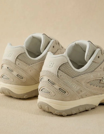 New Balance 204L Sneaker