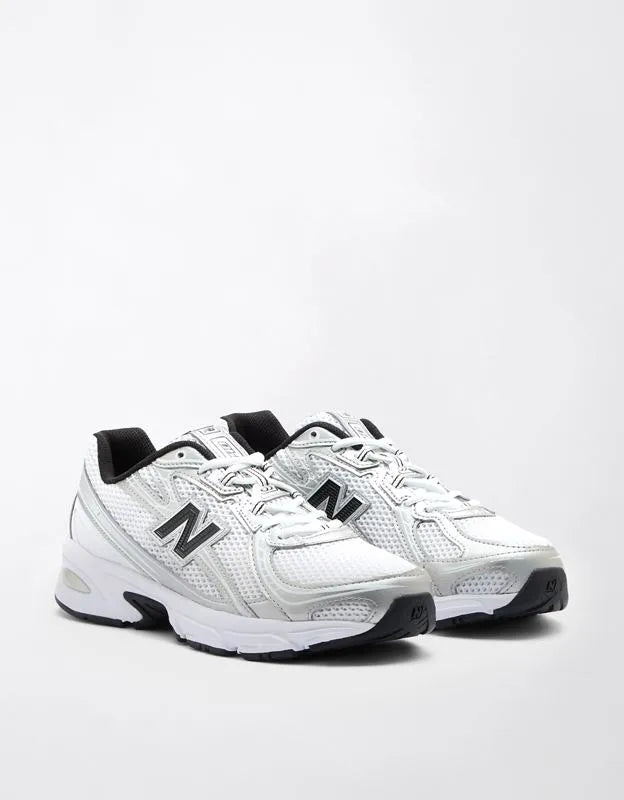 New Balance Women's 740 Sneaker