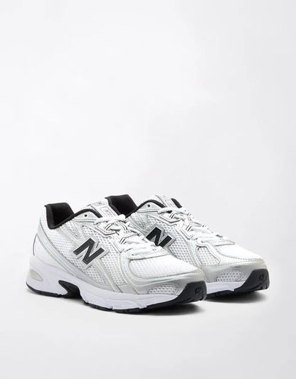 New Balance Women's 740 Sneaker