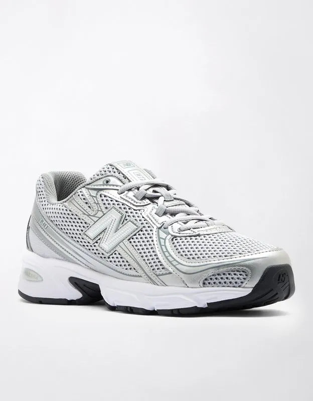 New Balance Women's 740 Sneaker