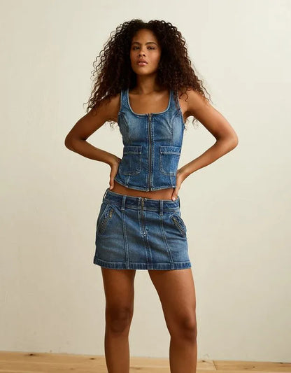 AE Low-Rise A-Line Mini Skirt